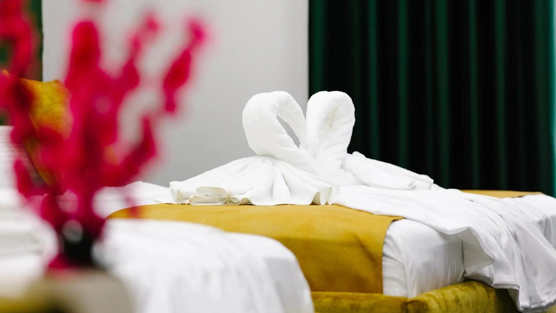 Andor Luxury Hotel & Duplex Kryemedhej