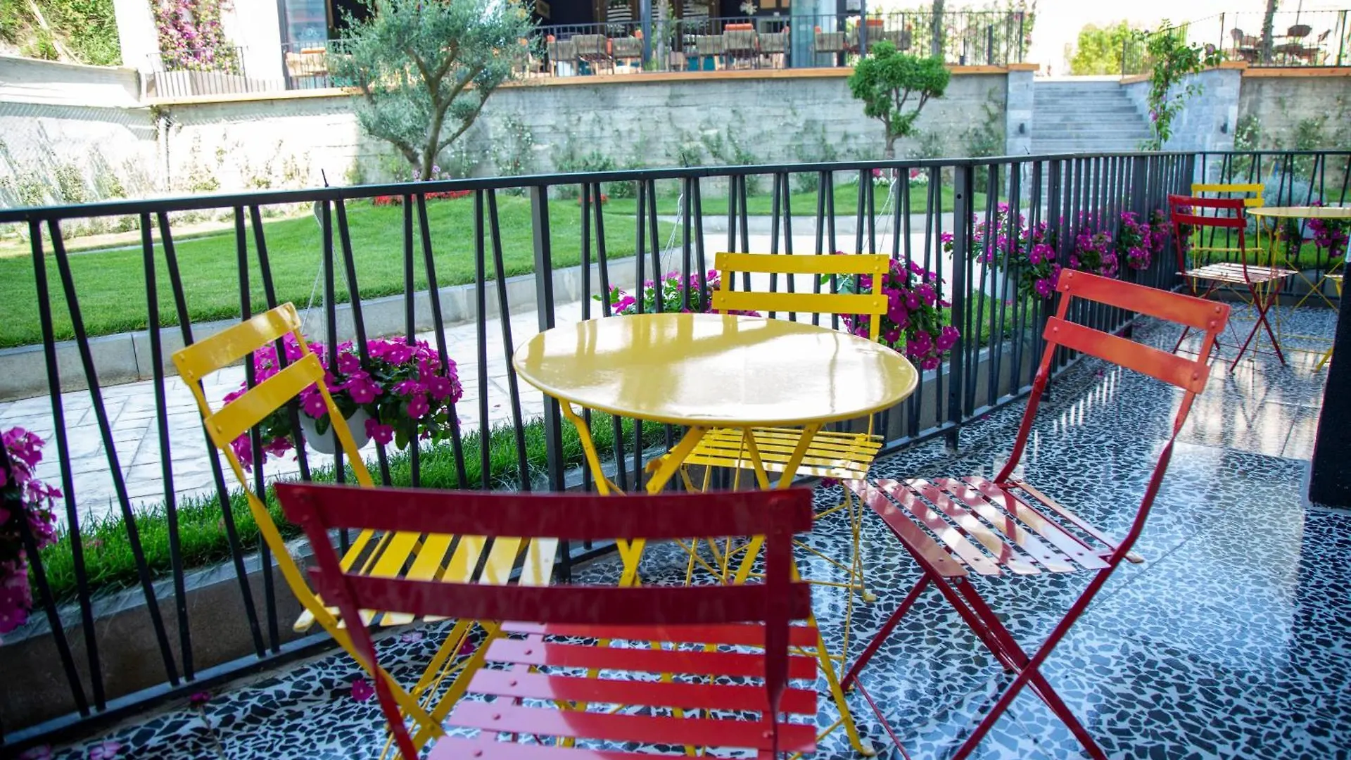 Andor Luxury Hotel & Duplex Kryemedhej