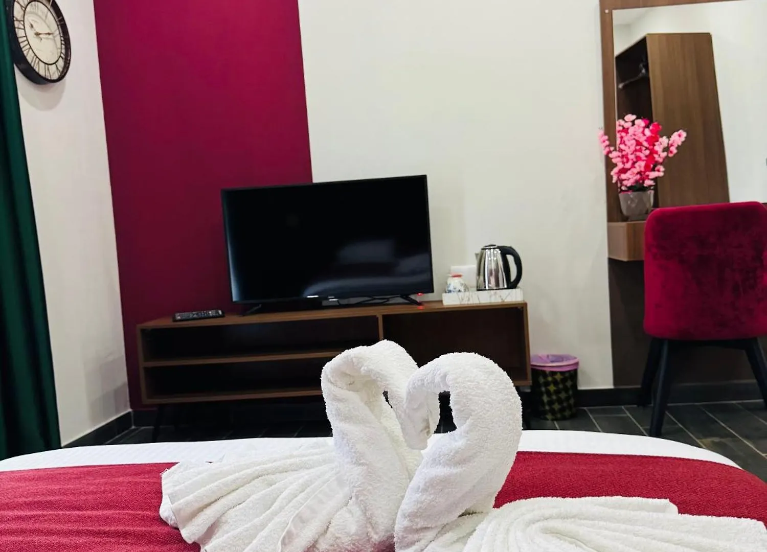 ***  Andor Luxury Hotel & Duplex Kryemëdhej アルバニア