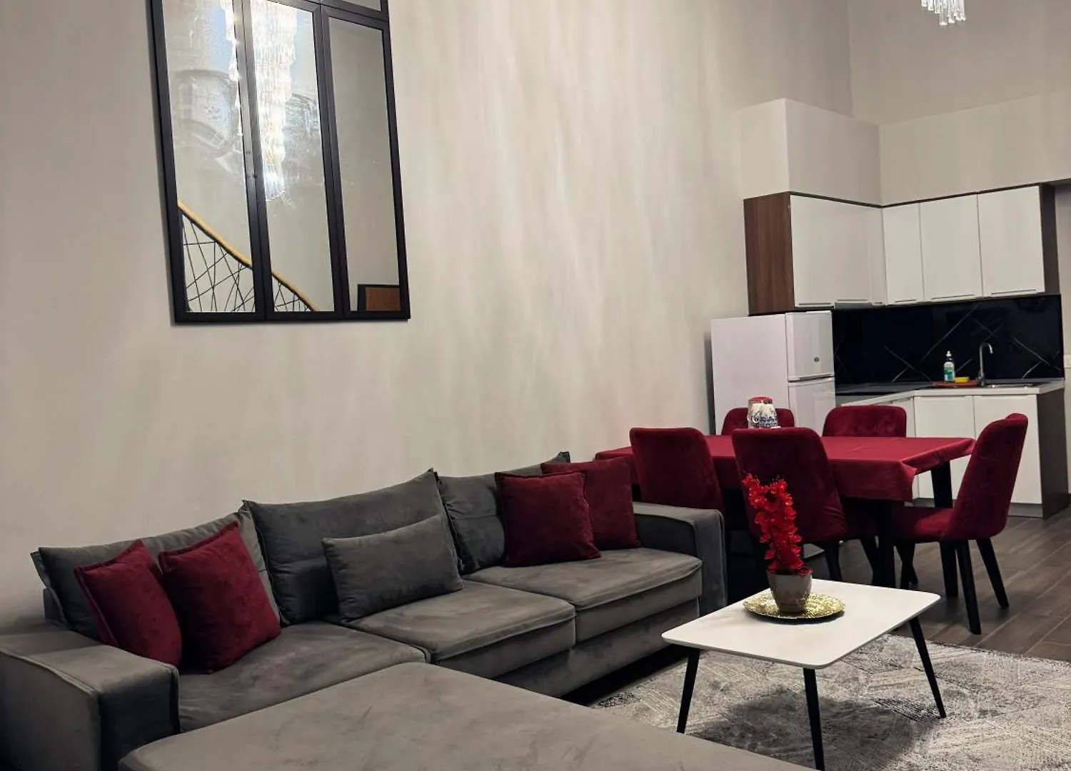 Andor Luxury Hotel & Duplex Kryemëdhej 3*,