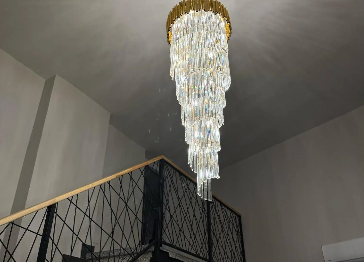 Andor Luxury Hotel & Duplex Kryemëdhej