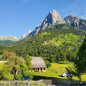 Guest house Bujtina 2, Valbone